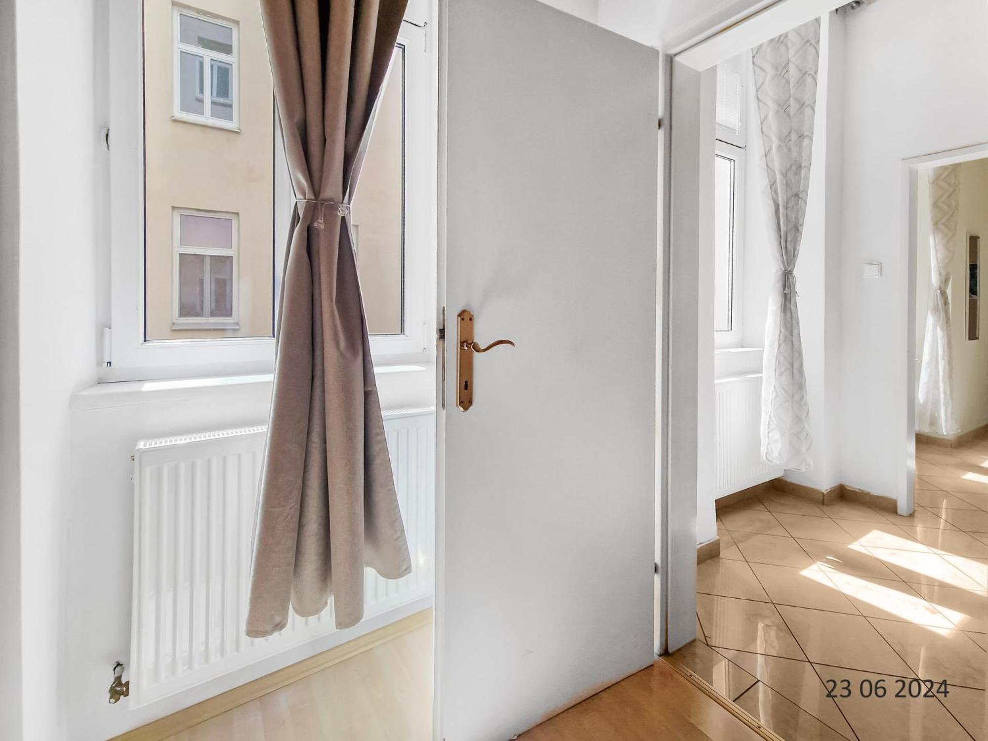 Four-Bedroom, Four King-Size Comfort Wenen Buitenkant foto