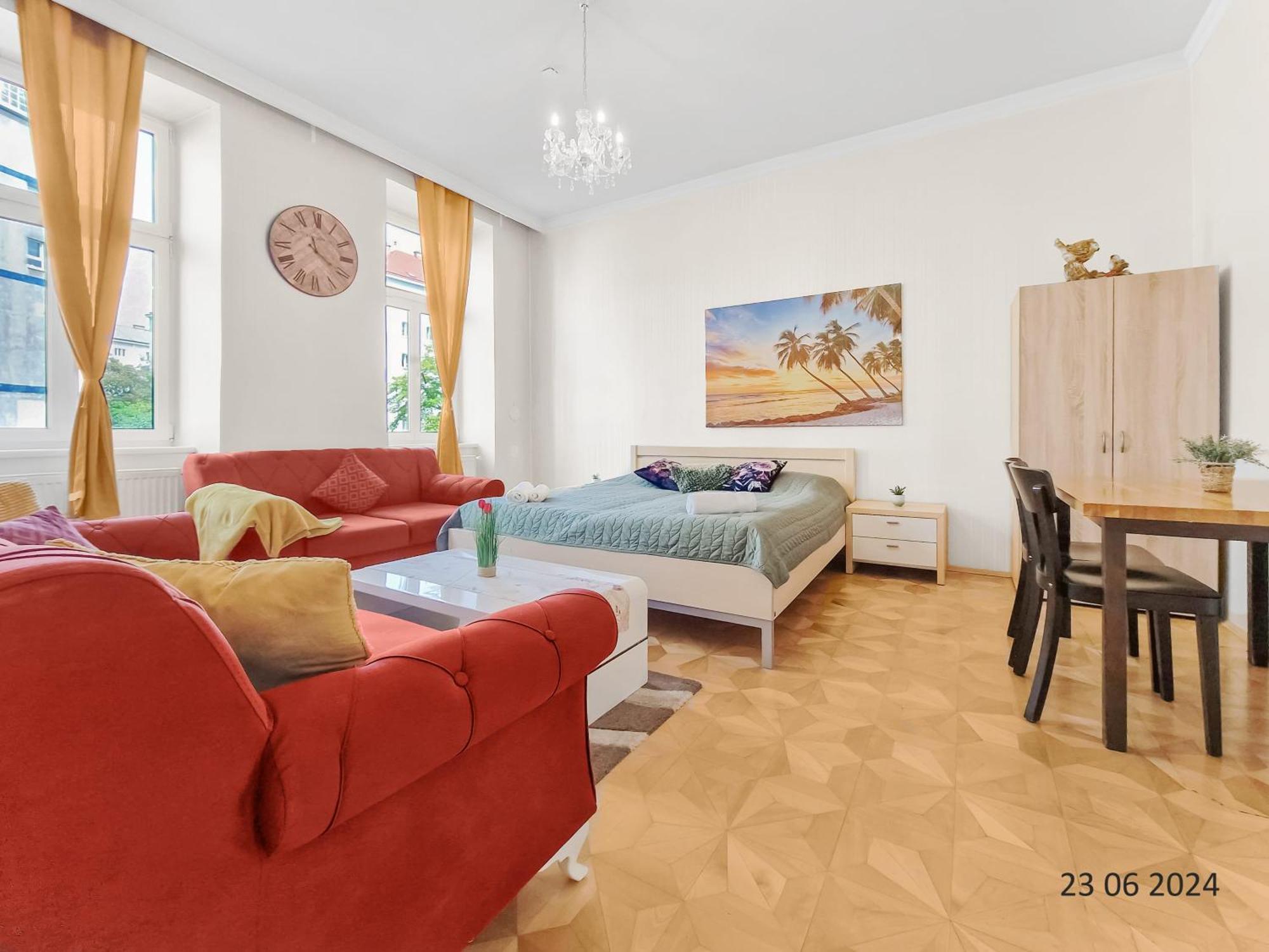 Four-Bedroom, Four King-Size Comfort Wenen Buitenkant foto