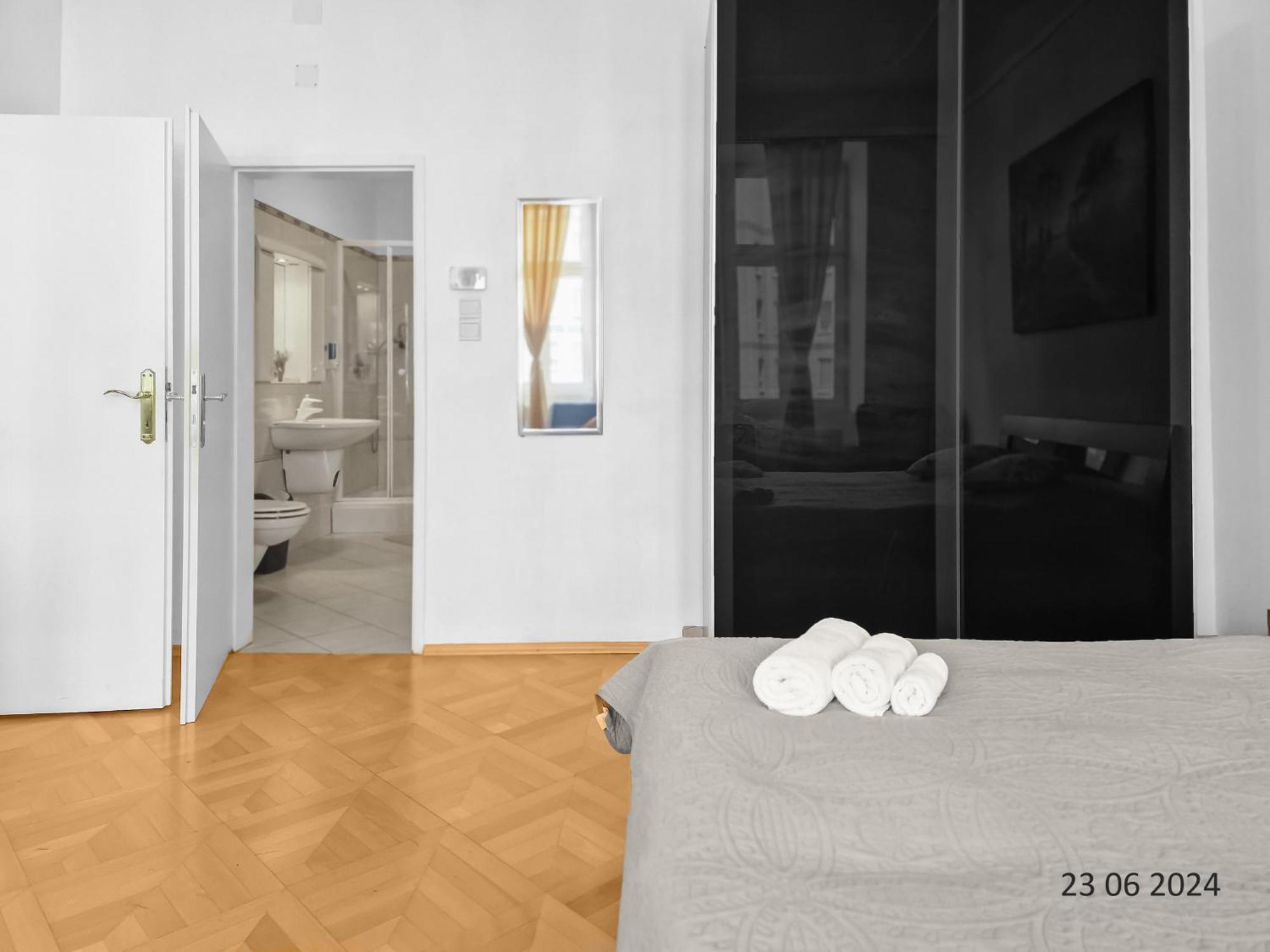 Four-Bedroom, Four King-Size Comfort Wenen Buitenkant foto