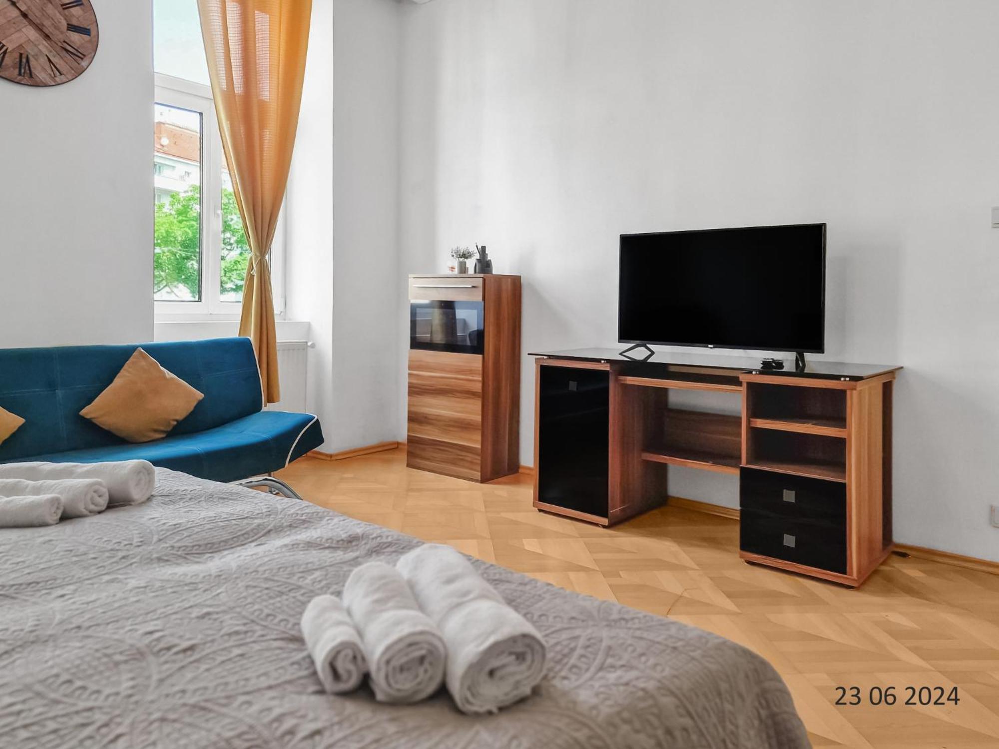 Four-Bedroom, Four King-Size Comfort Wenen Buitenkant foto