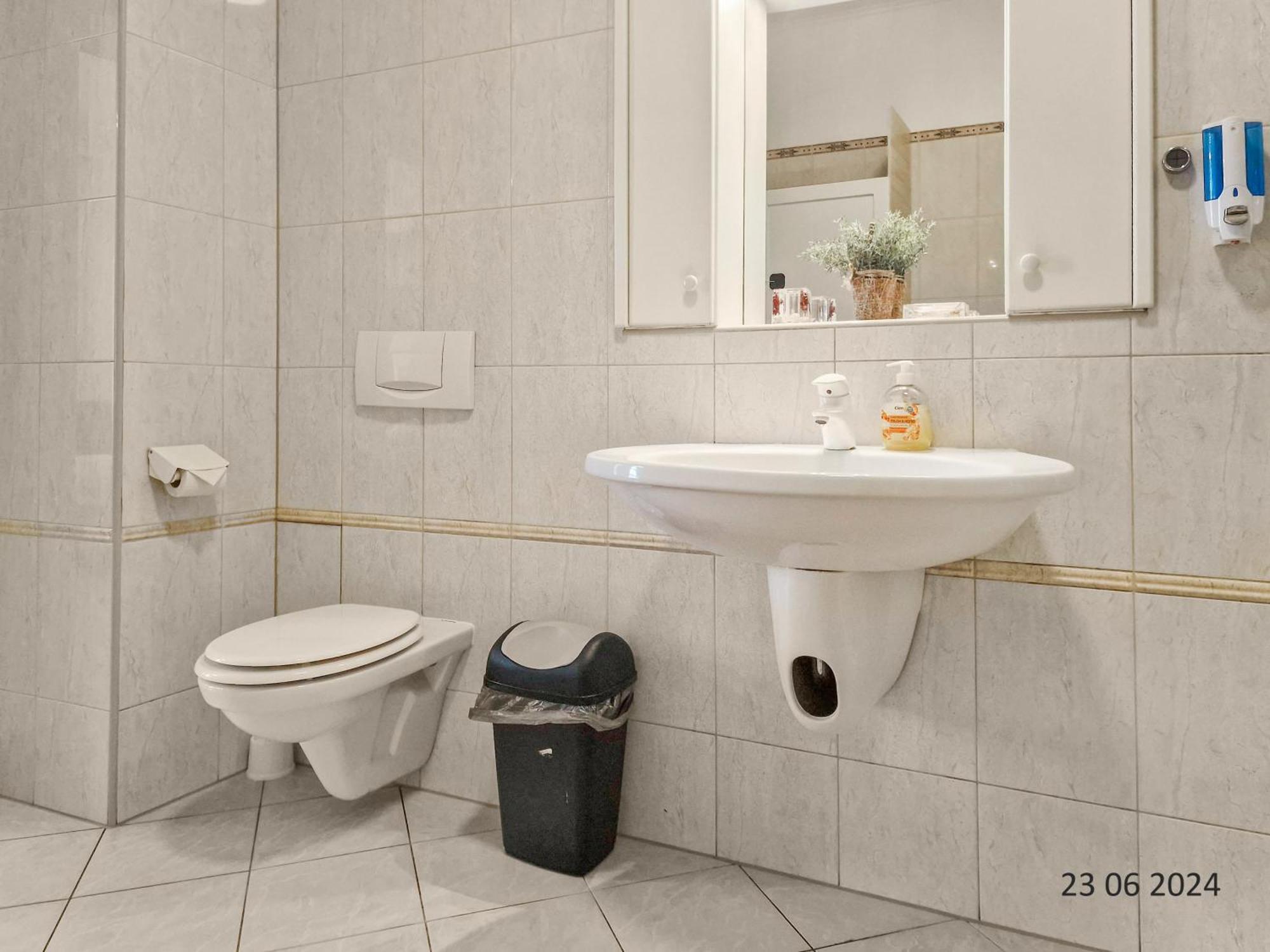 Four-Bedroom, Four King-Size Comfort Wenen Buitenkant foto